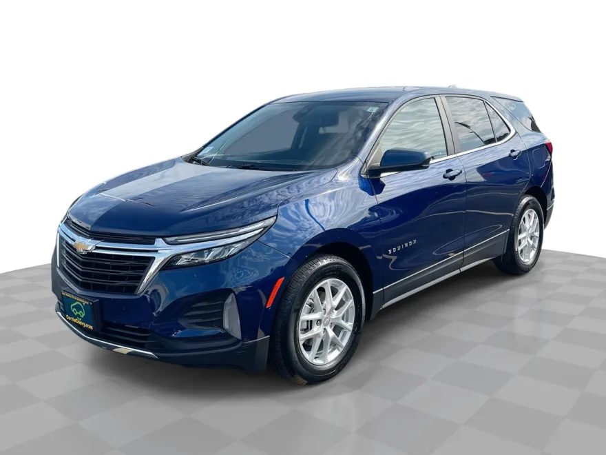 2022 Chevrolet Equinox LT photo 1