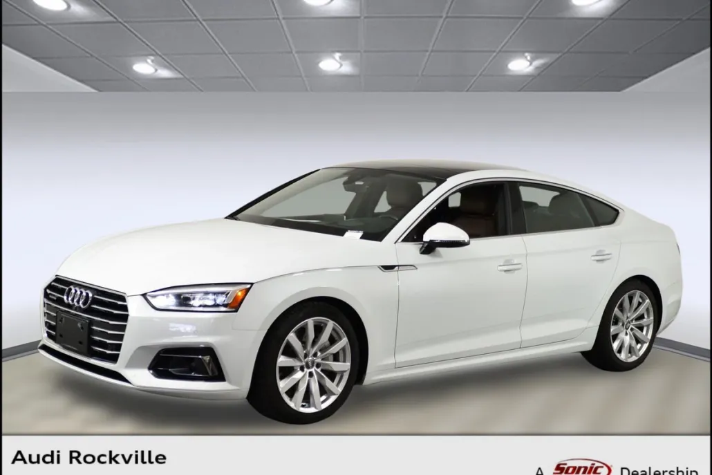 2018 Audi A5 Prestige photo 1