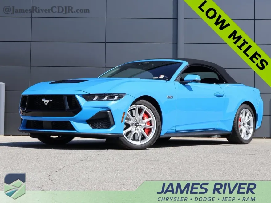 2024 Ford Mustang GT Premium photo 1