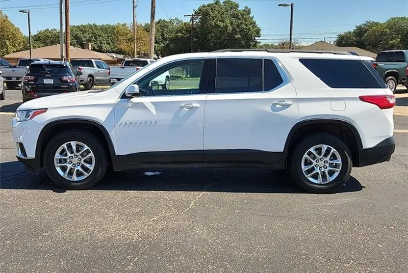 2020 Chevrolet Traverse photo 1
