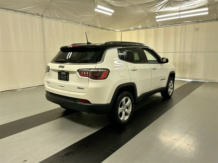 2020 Jeep Compass Latitude photo 1