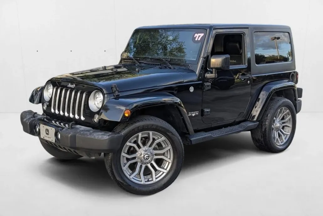 2017 Jeep Wrangler Sahara photo 1