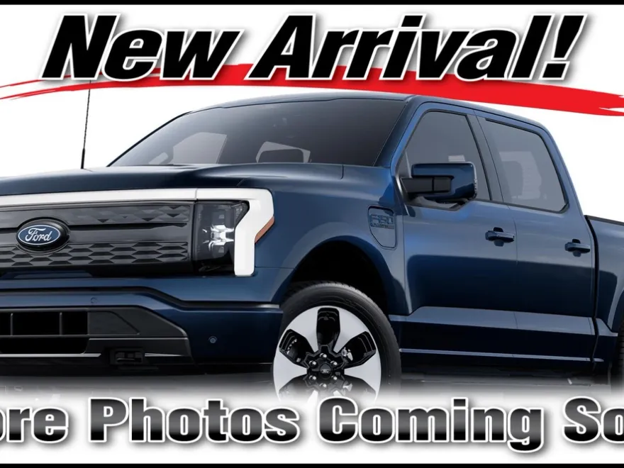 2025 Ford F-150 Lightning Platinum photo 1