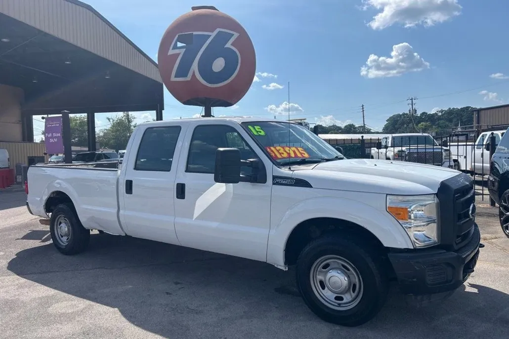 2015 Ford F-250 XL photo 1