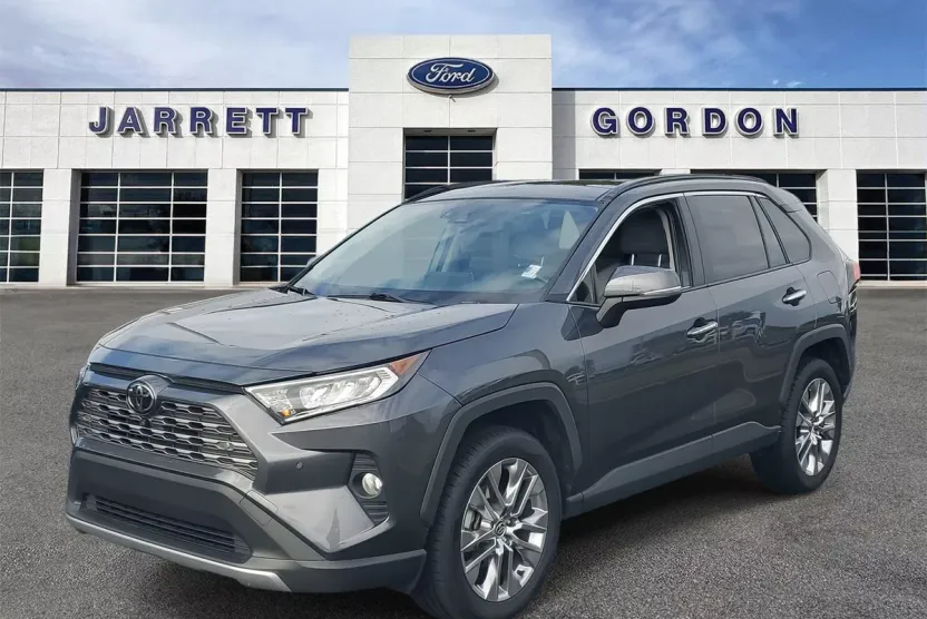 2021 Toyota RAV4 Limited photo 1