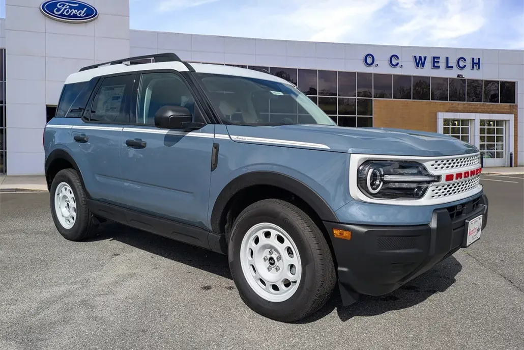 2025 Ford Bronco Sport Heritage photo 1