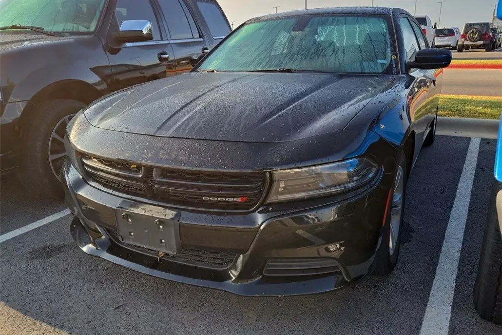 2022 Dodge Charger SXT photo 1