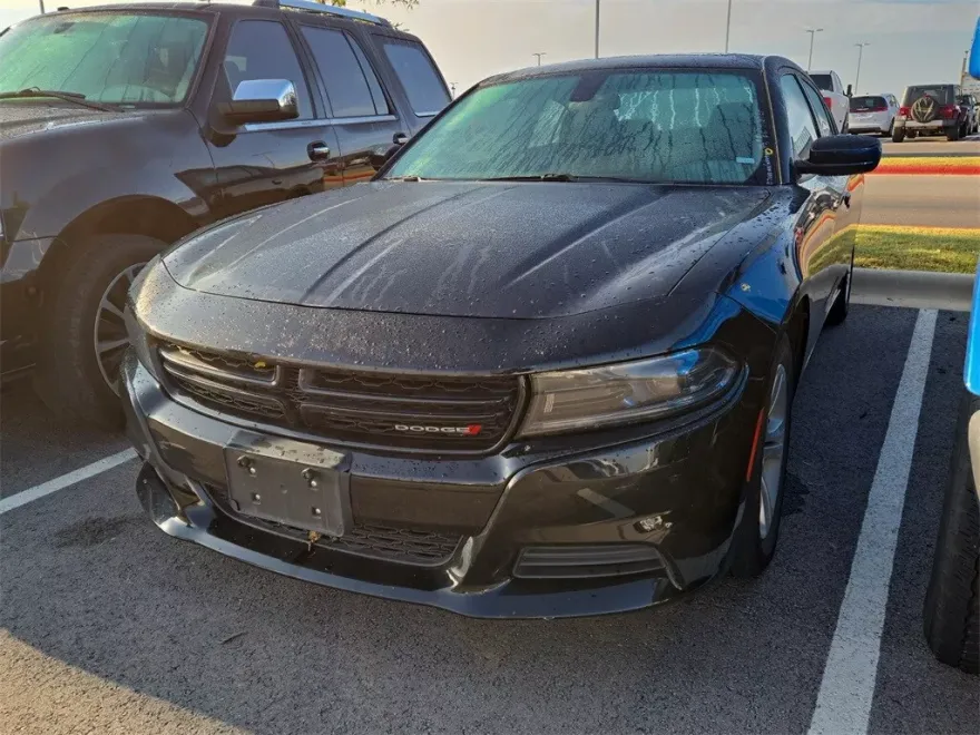 2022 Dodge Charger SXT photo 1