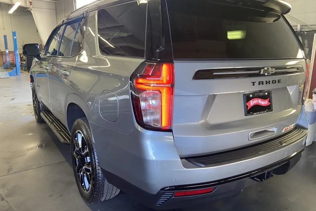 2024 Chevrolet Tahoe RST photo 1