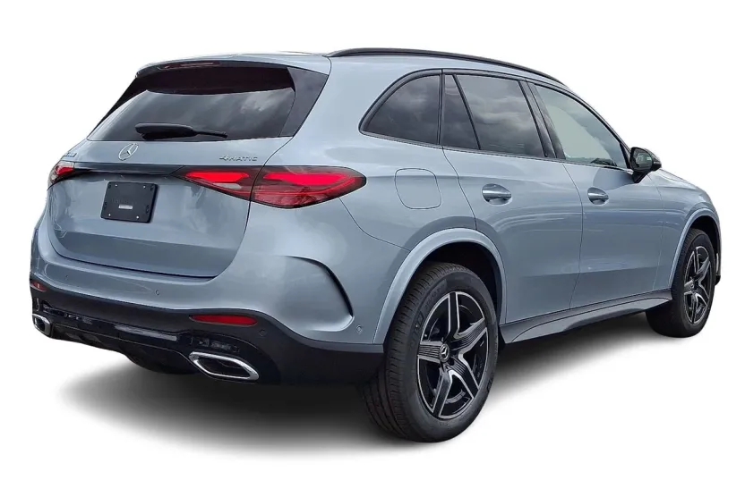 2026 Mercedes Benz GLC 300 4MATIC photo 1