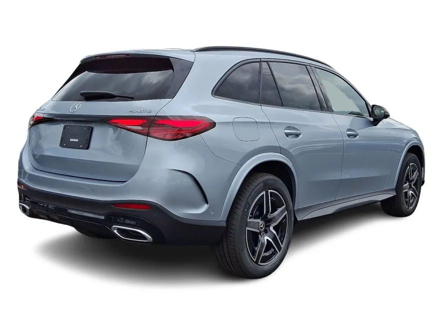 2026 Mercedes Benz GLC 300 4MATIC photo 1