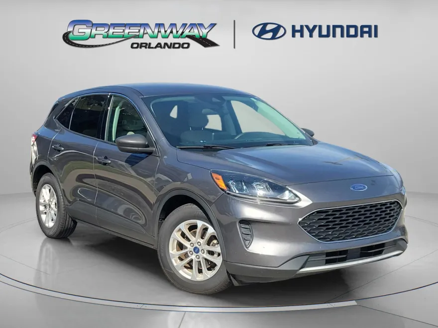 2022 Ford Escape SE photo 1