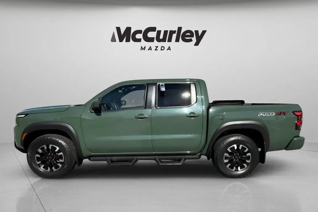 2023 Nissan Frontier PRO-4X photo 1