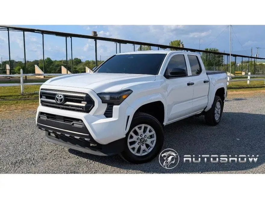 2024 Toyota Tacoma SR Double Cab photo 1