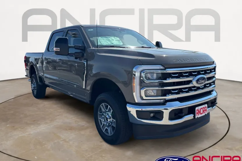 2026 Ford F-250 Lariat photo 1
