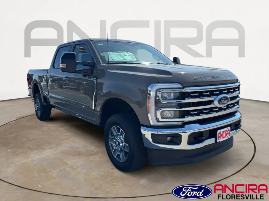 2026 Ford F-250 Lariat photo 1