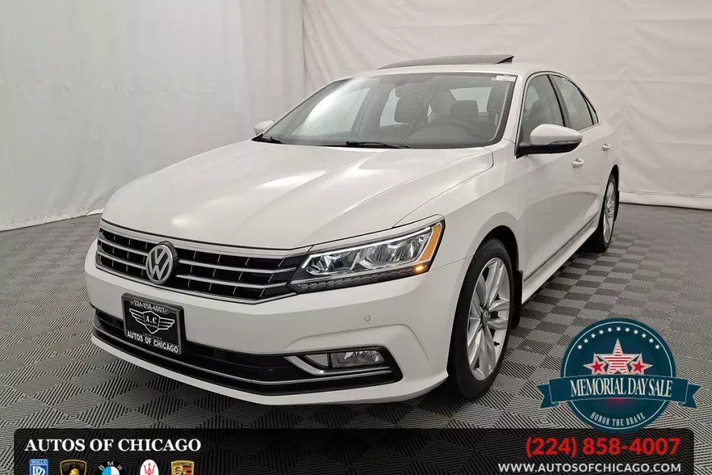 2017 Volkswagen Passat SE Premium photo 1
