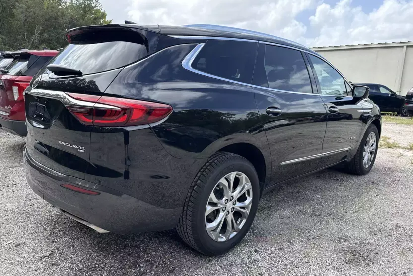 2018 Buick Enclave Avenir photo 1