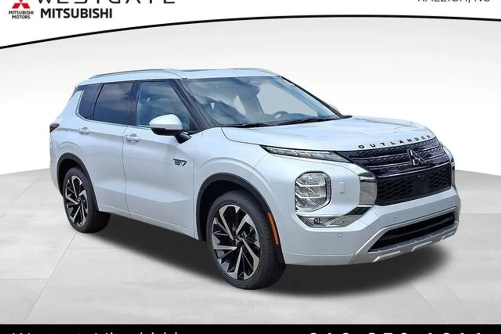 2025 Mitsubishi Outlander PHEV SEL photo 1