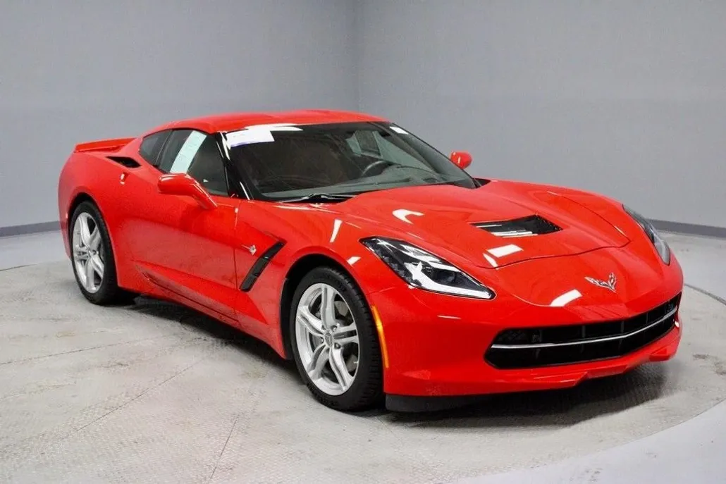 2016 Chevrolet Corvette Stingray photo 1