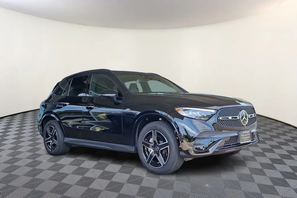 2025 Mercedes Benz GLC 350e 4MATIC photo 1