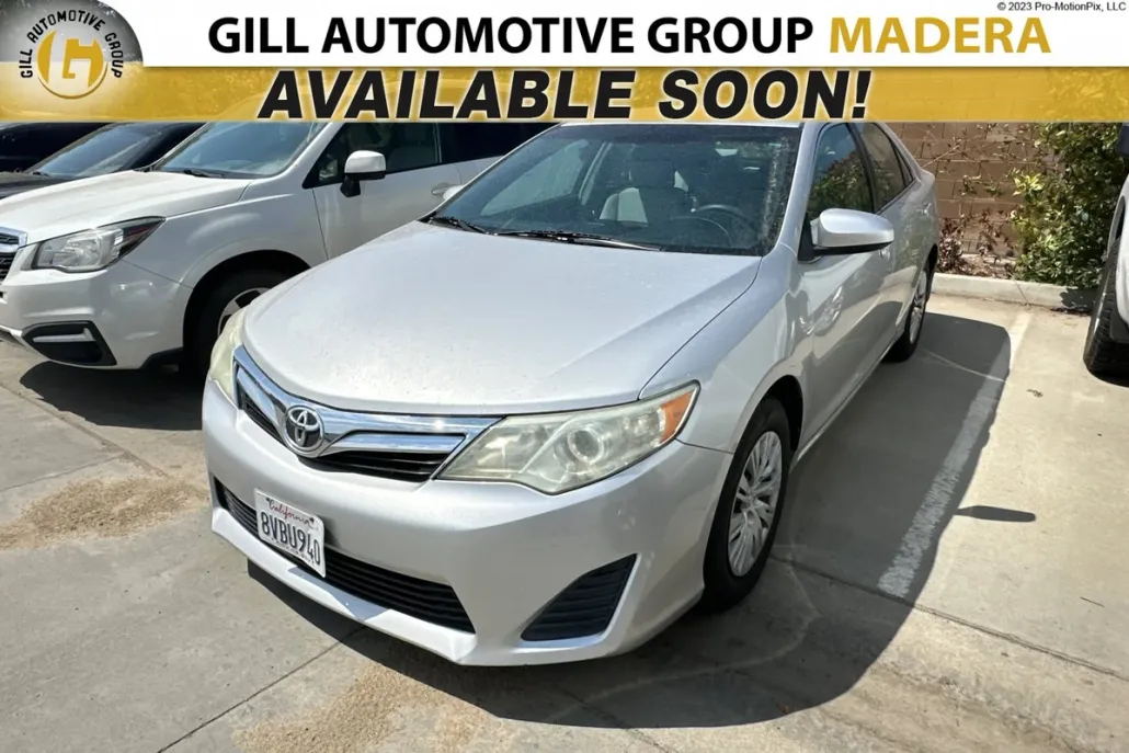 2014 Toyota Camry L photo 1