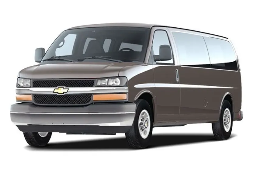2008 Chevrolet Express Van LT photo 1