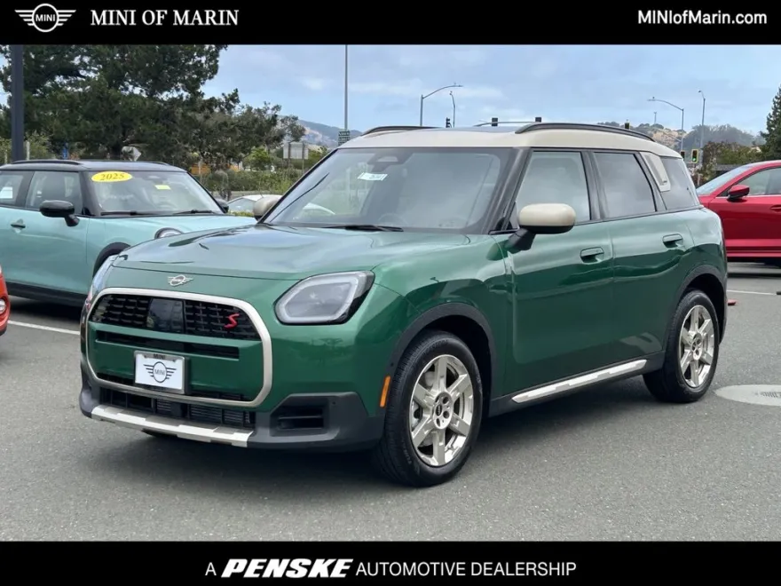 2025 Mini Countryman ALL4 Signature photo 1