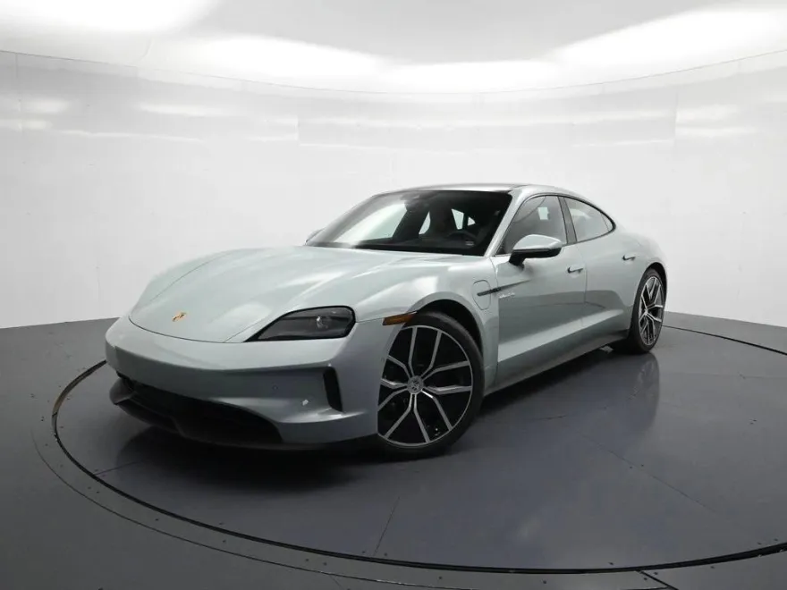 2025 Porsche Taycan 4 photo 1