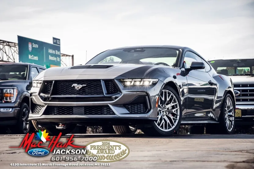 2025 Ford Mustang GT Premium photo 1