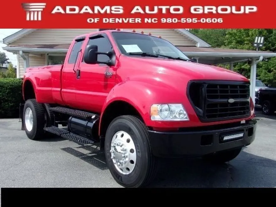 2001 Ford F-650 photo 1