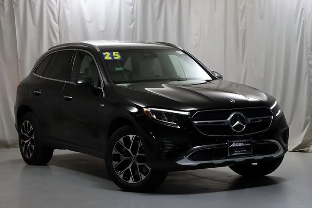 2025 Mercedes Benz GLC 350e 4MATIC photo 1