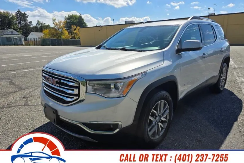 2017 Gmc Acadia SLE photo 1