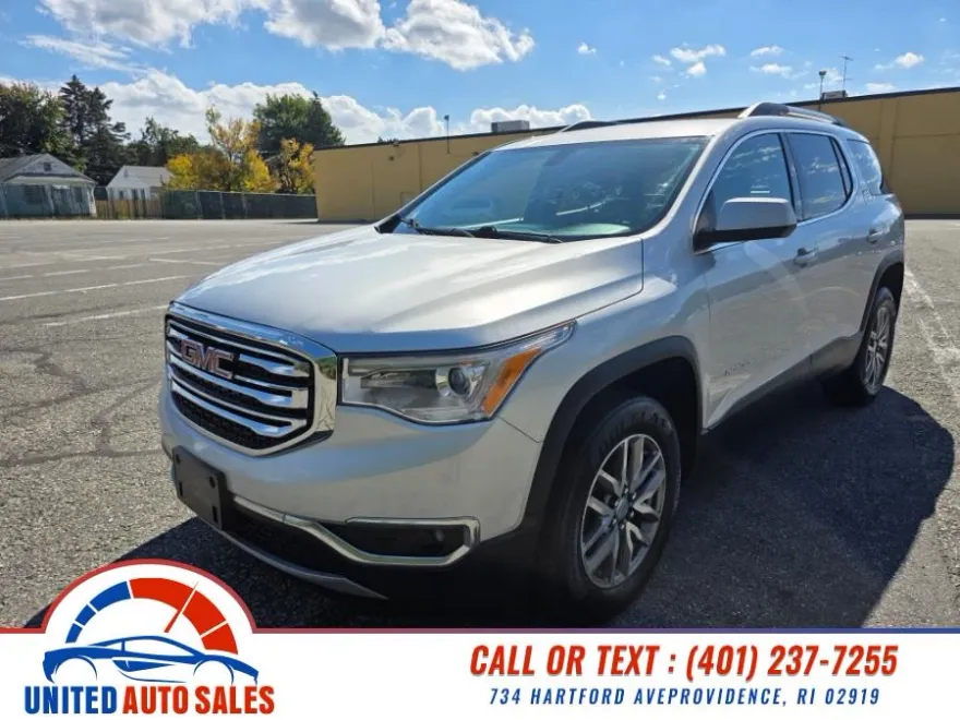 2017 Gmc Acadia SLE photo 1