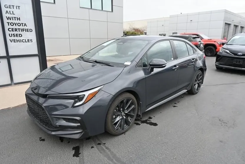 2023 Toyota Corolla SE photo 1