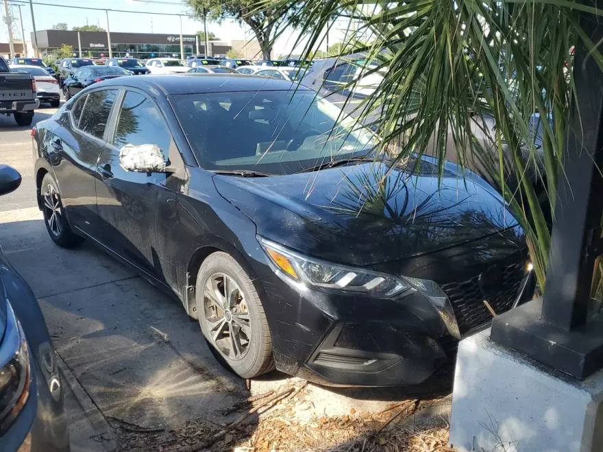 2022 Nissan Sentra SV photo 1