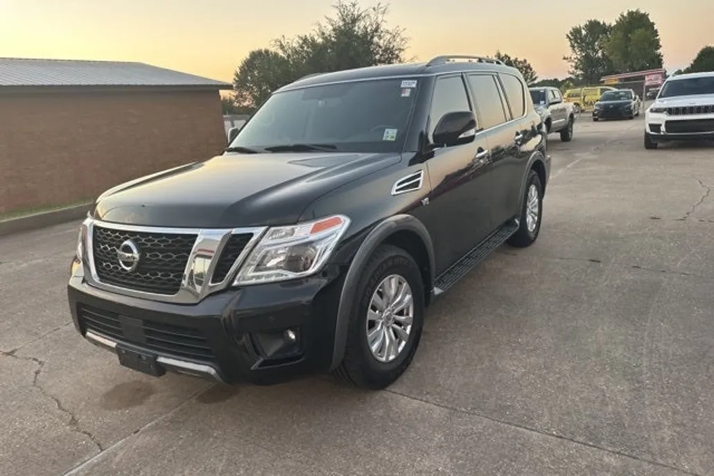 2019 Nissan Armada SV photo 1