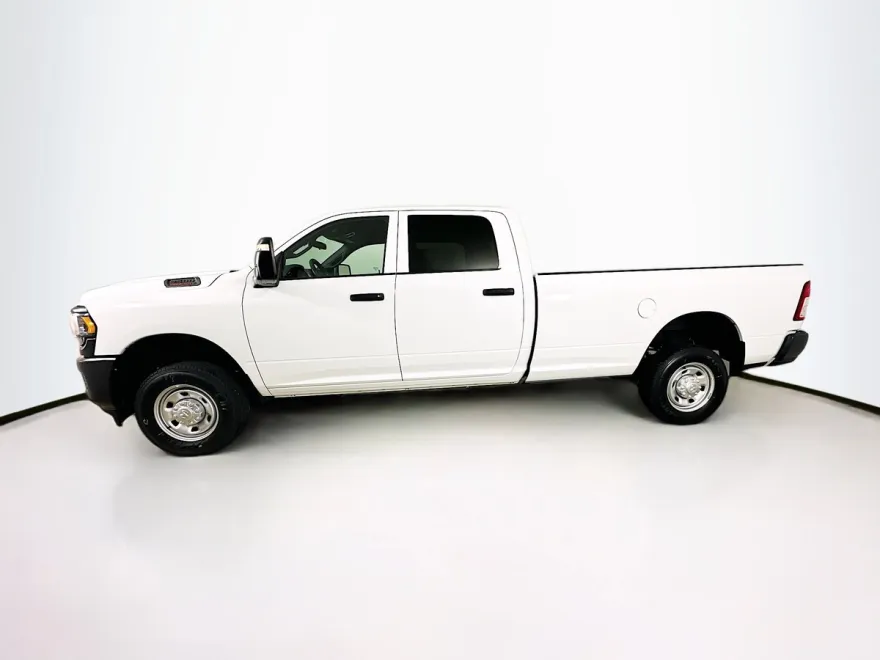 2024 Ram 2500 Tradesman photo 1
