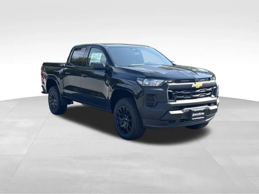 2026 Chevrolet Colorado Work Truck photo 1