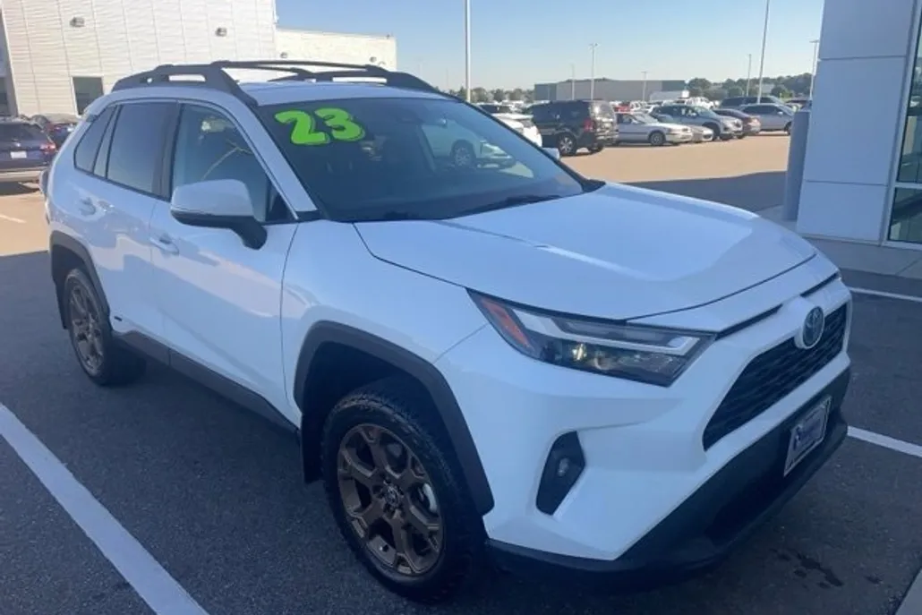 2023 Toyota RAV4 Hybrid photo 1