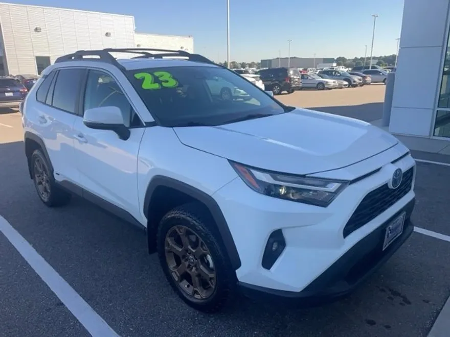 2023 Toyota RAV4 Hybrid photo 1