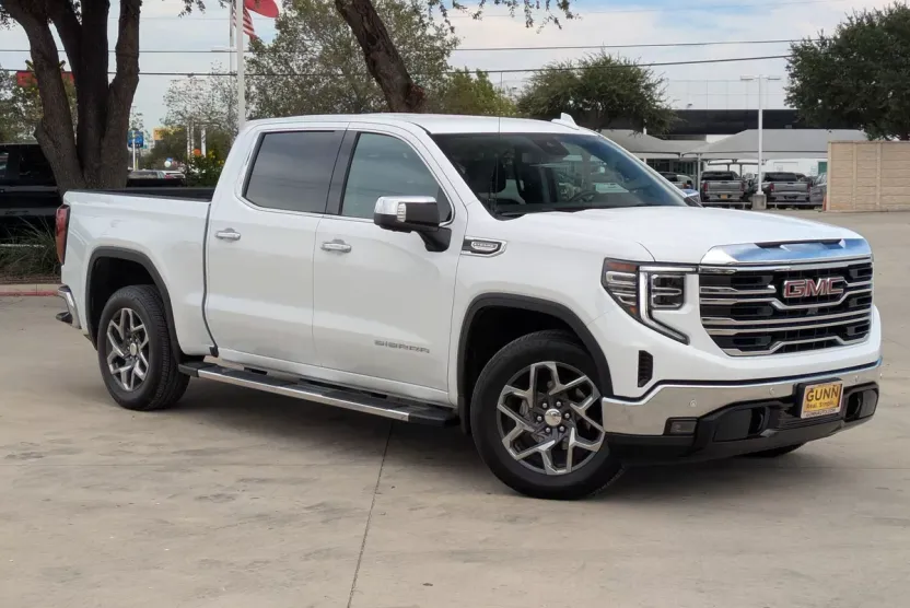 2024 Gmc Sierra 1500 SLT photo 1
