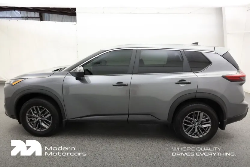 2024 Nissan Rogue S photo 1