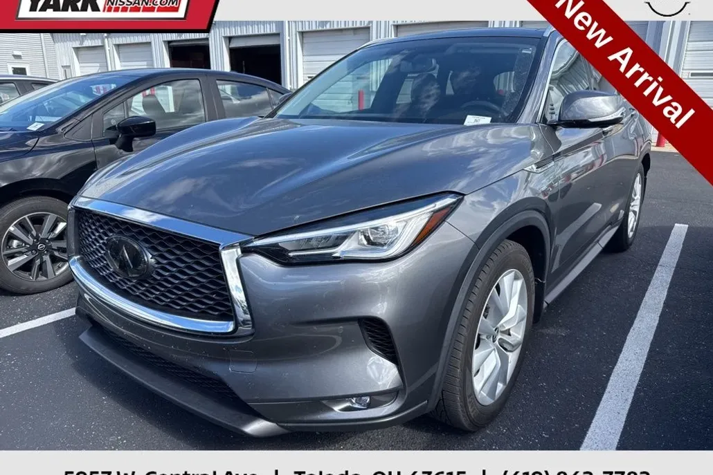 2019 Infiniti QX50 Essential photo 1