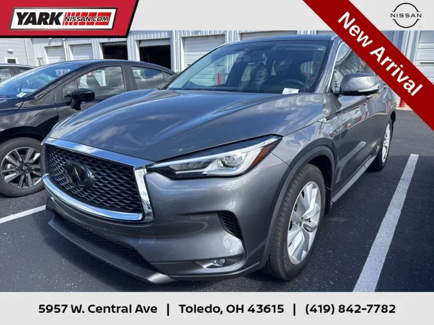 2019 Infiniti QX50 Essential photo 1