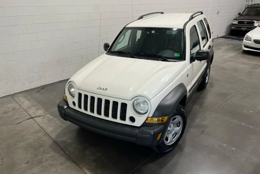 2006 Jeep Liberty Sport photo 1
