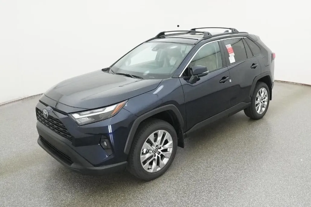 2025 Toyota RAV4 XLE Premium photo 1