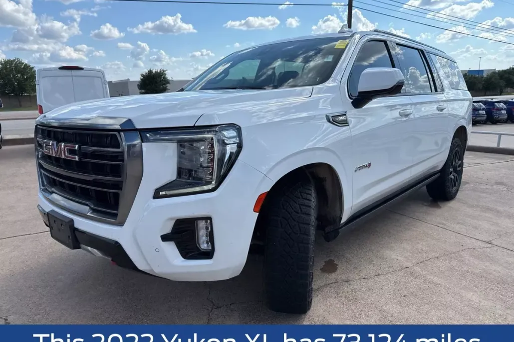 2022 Gmc Yukon XL AT4 photo 1