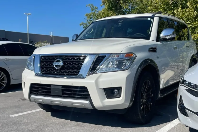 2018 Nissan Armada Platinum photo 1