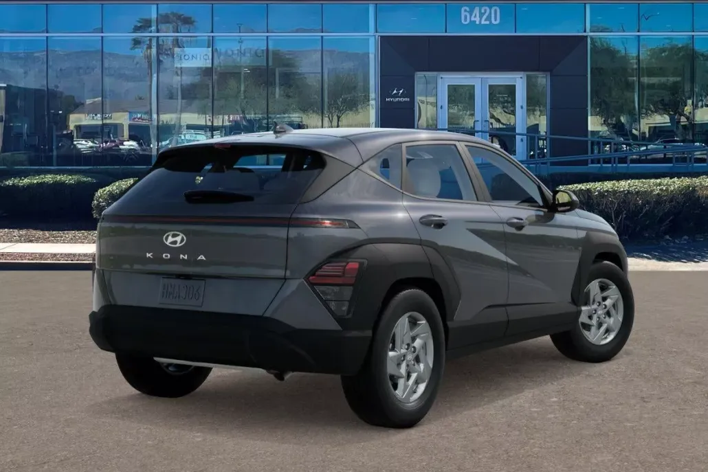 2026 Hyundai Kona SE photo 1